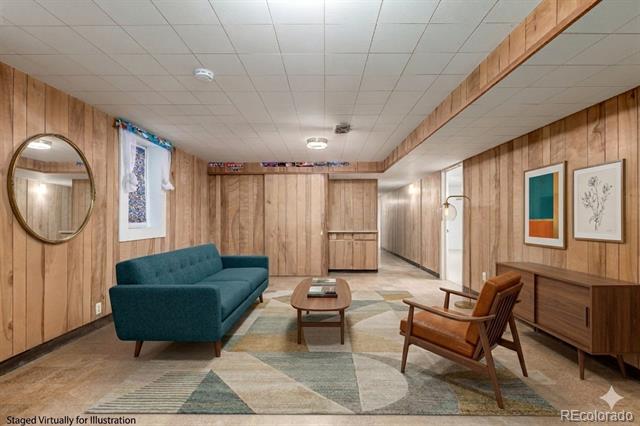 680 S Canosa Court
