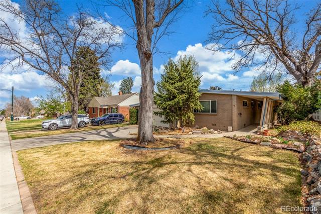 680 S Canosa Court