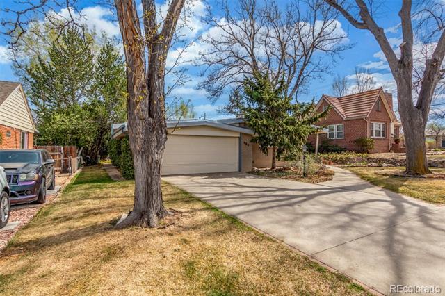 680 S Canosa Court