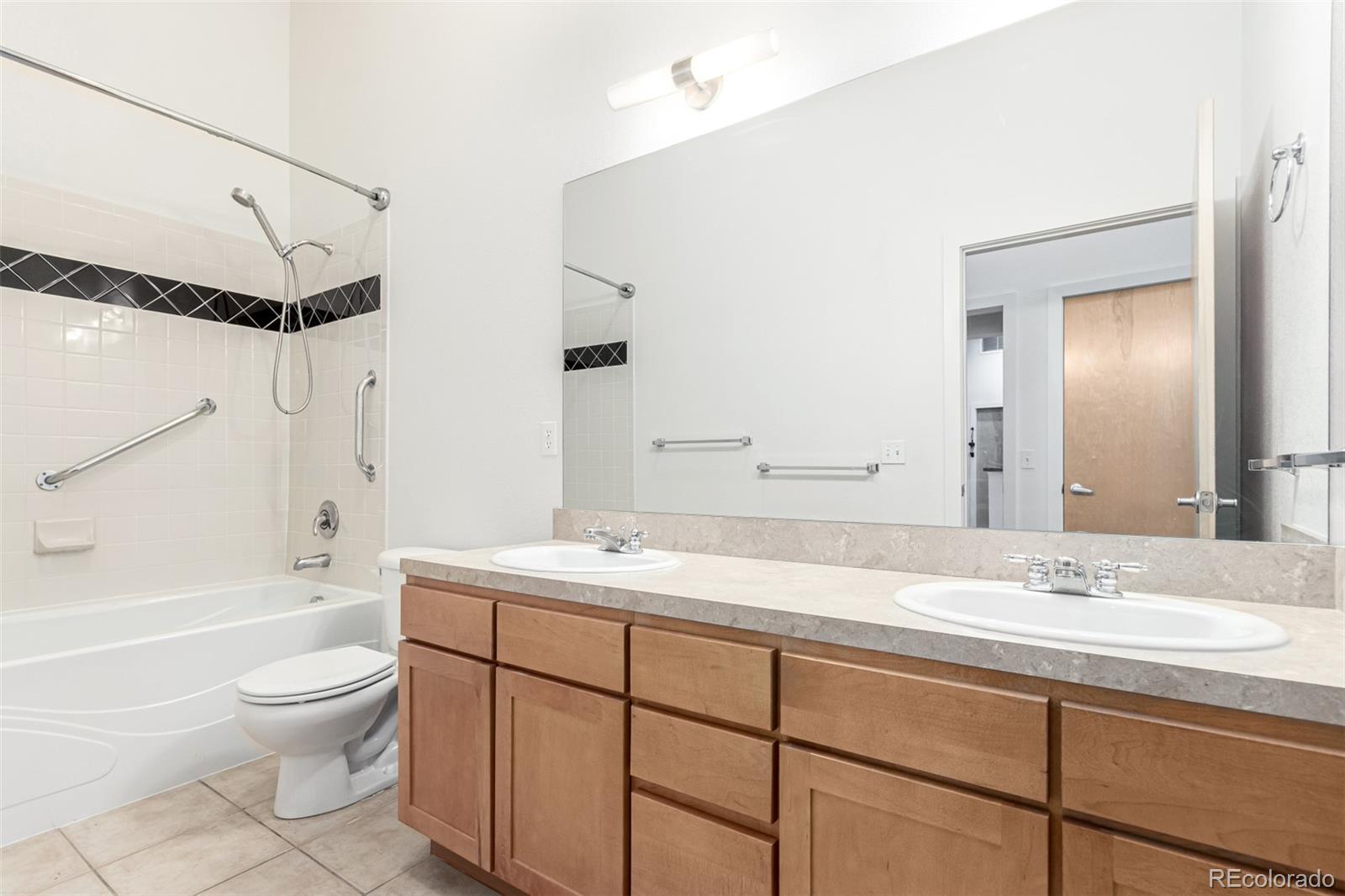 7700 E 29th Avenue Unit: 405