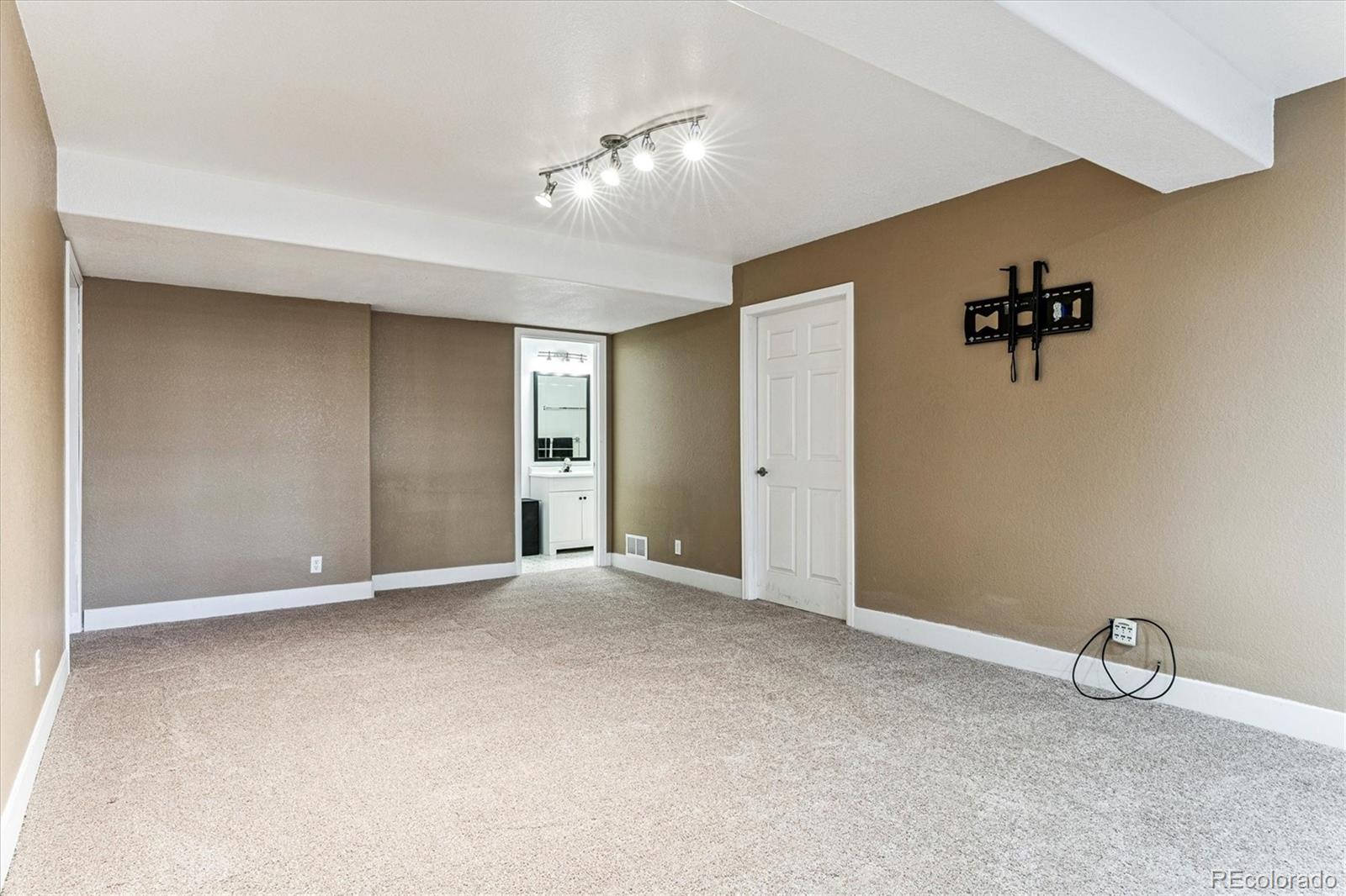 16563 E Auburn Hills Drive