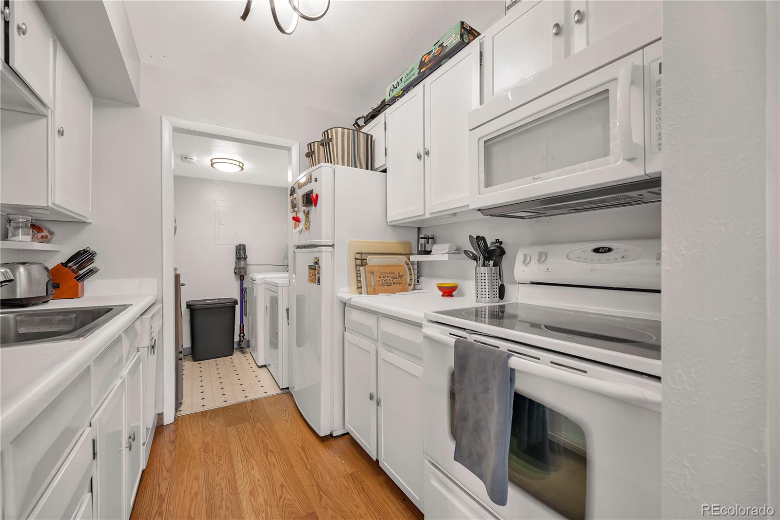 2557 S Dover Street Unit: 68