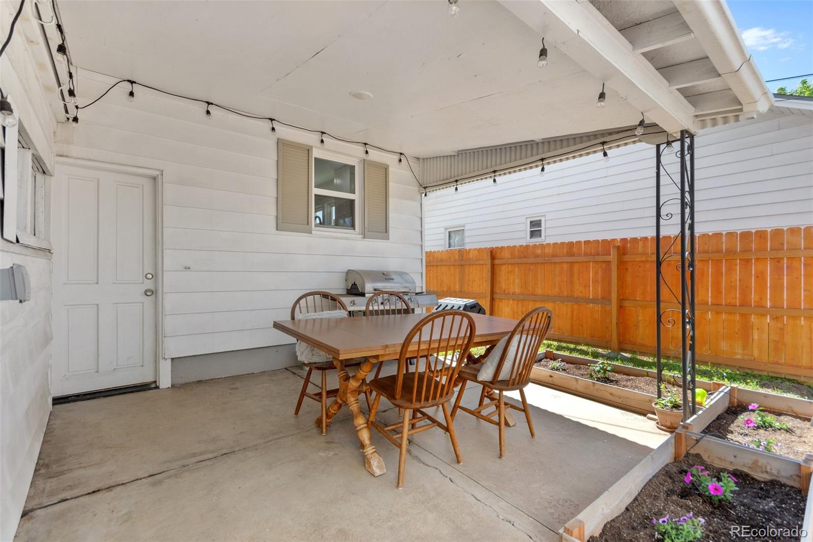 3001 S Lincoln Street