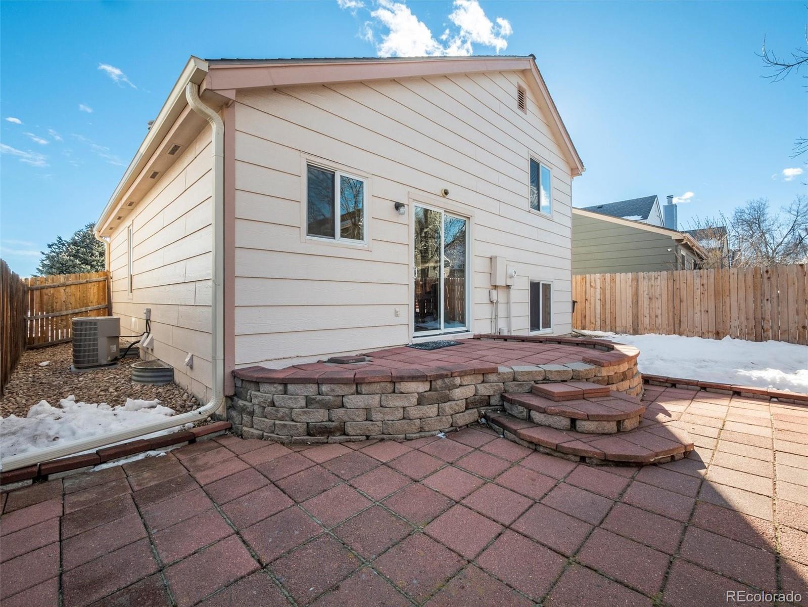 5641 S Youngfield Street