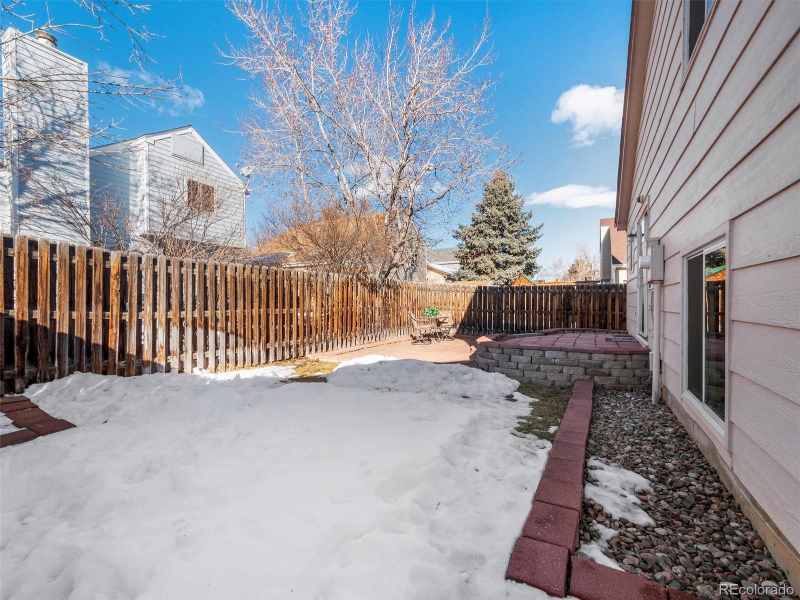 5641 S Youngfield Street