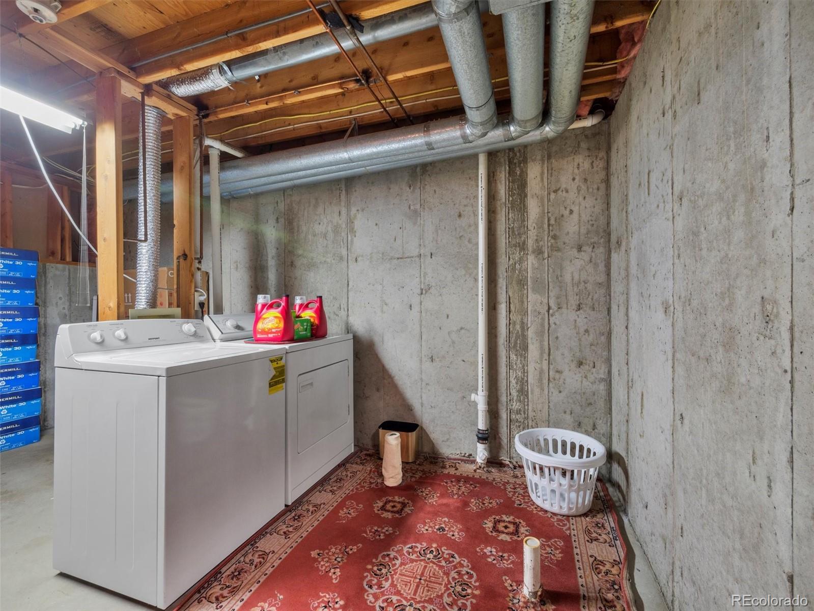 5641 S Youngfield Street