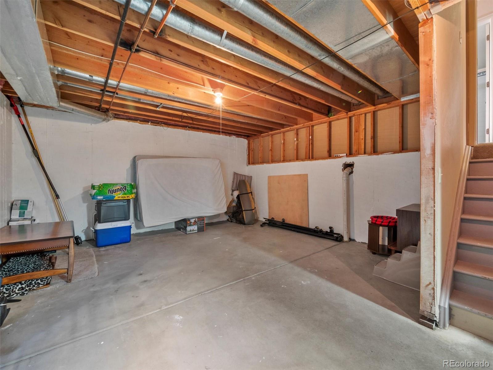 5641 S Youngfield Street