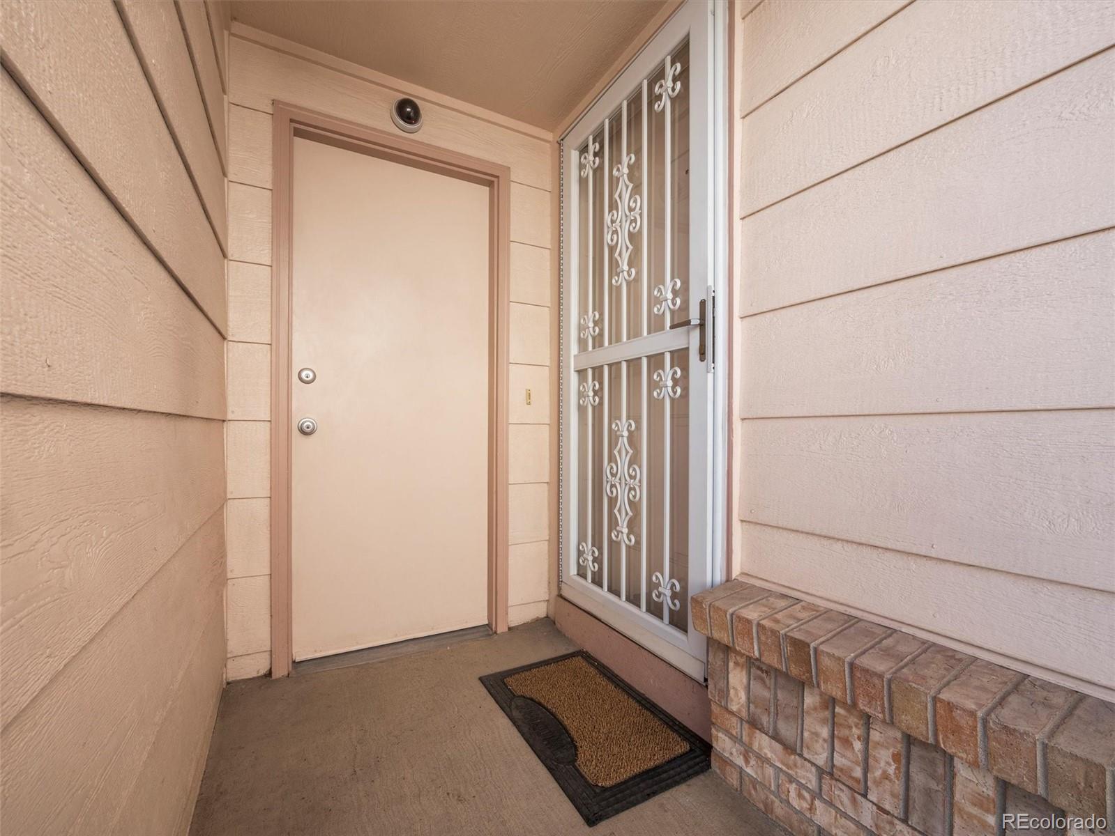 5641 S Youngfield Street