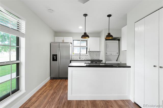 1225 S Oneida Street Unit: 225
