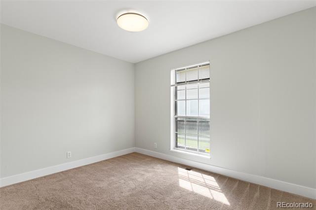 1225 S Oneida Street Unit: 225