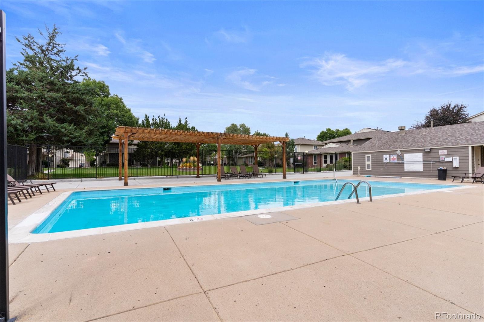 1225 S Oneida Street Unit: 225