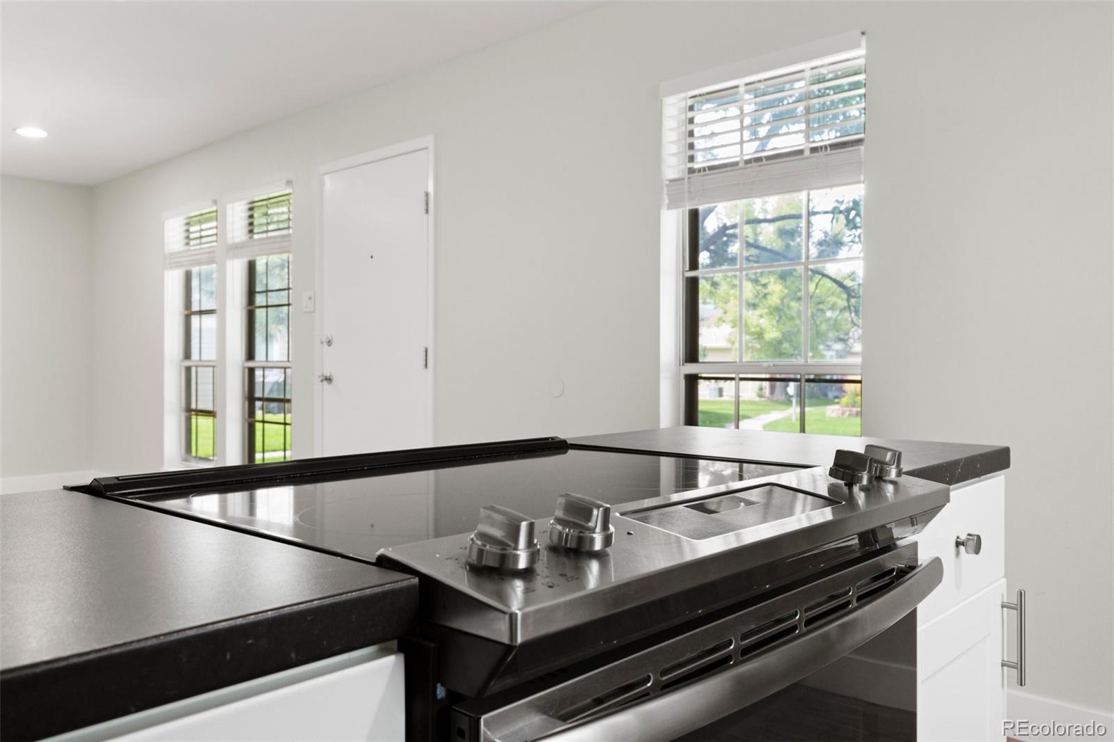 1225 S Oneida Street Unit: 225