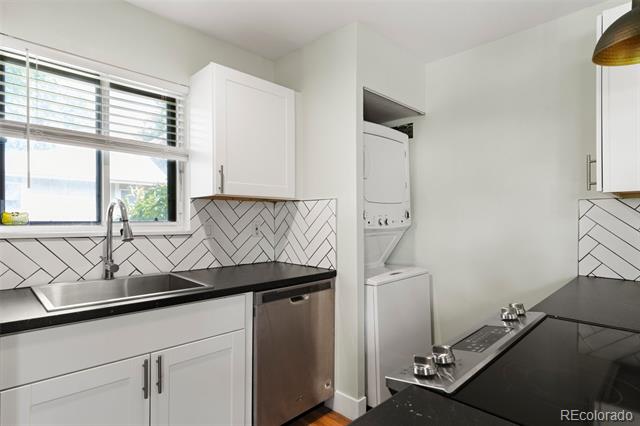 1225 S Oneida Street Unit: 225