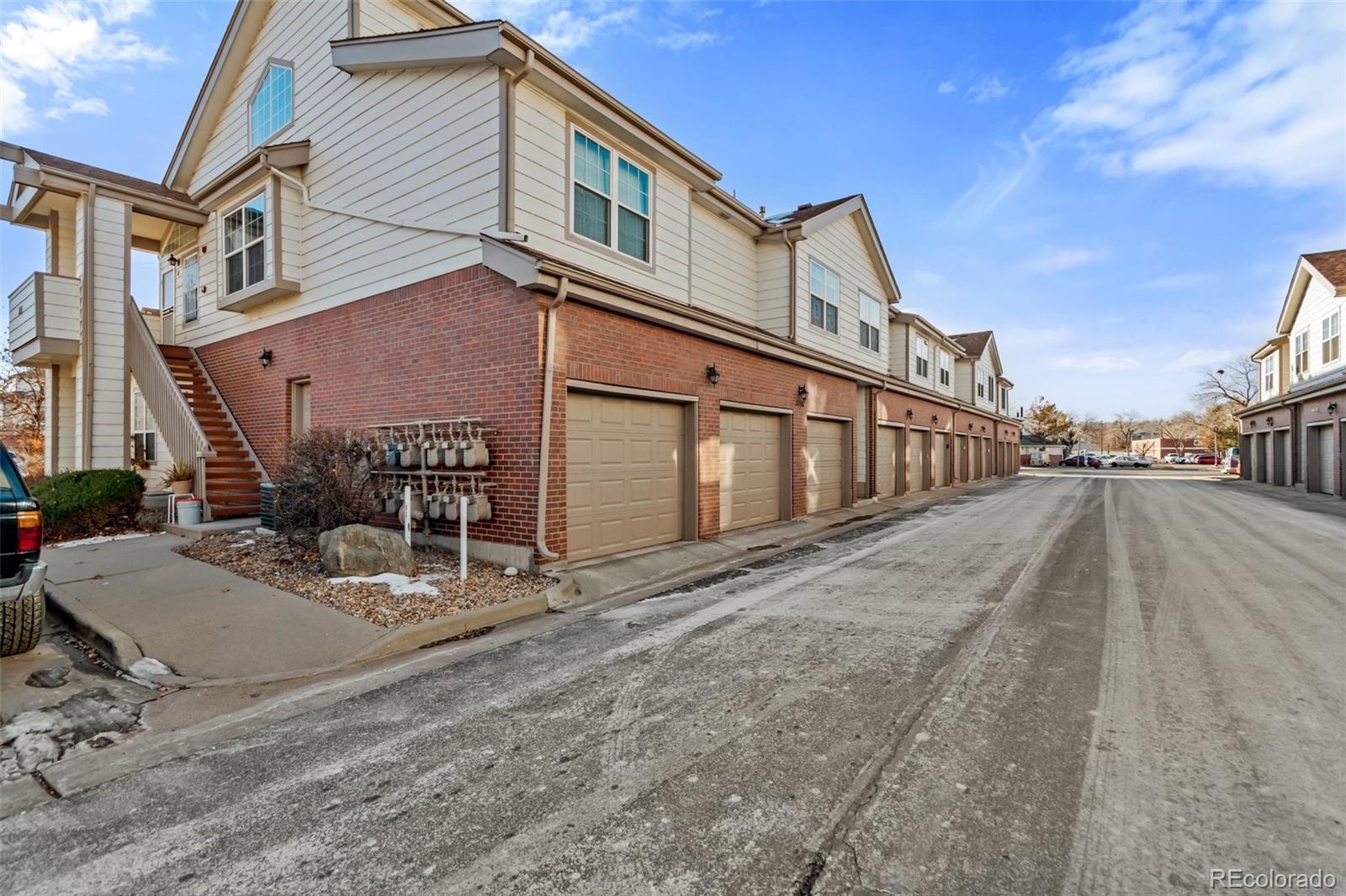 3016 W Prentice Avenue Unit: L