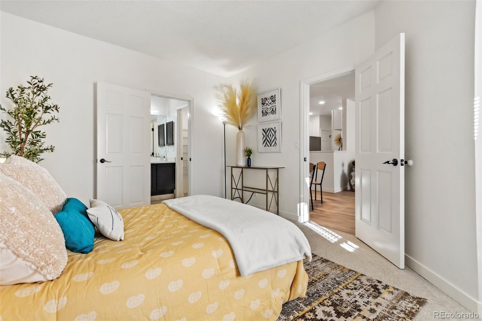 3016 W Prentice Avenue Unit: L