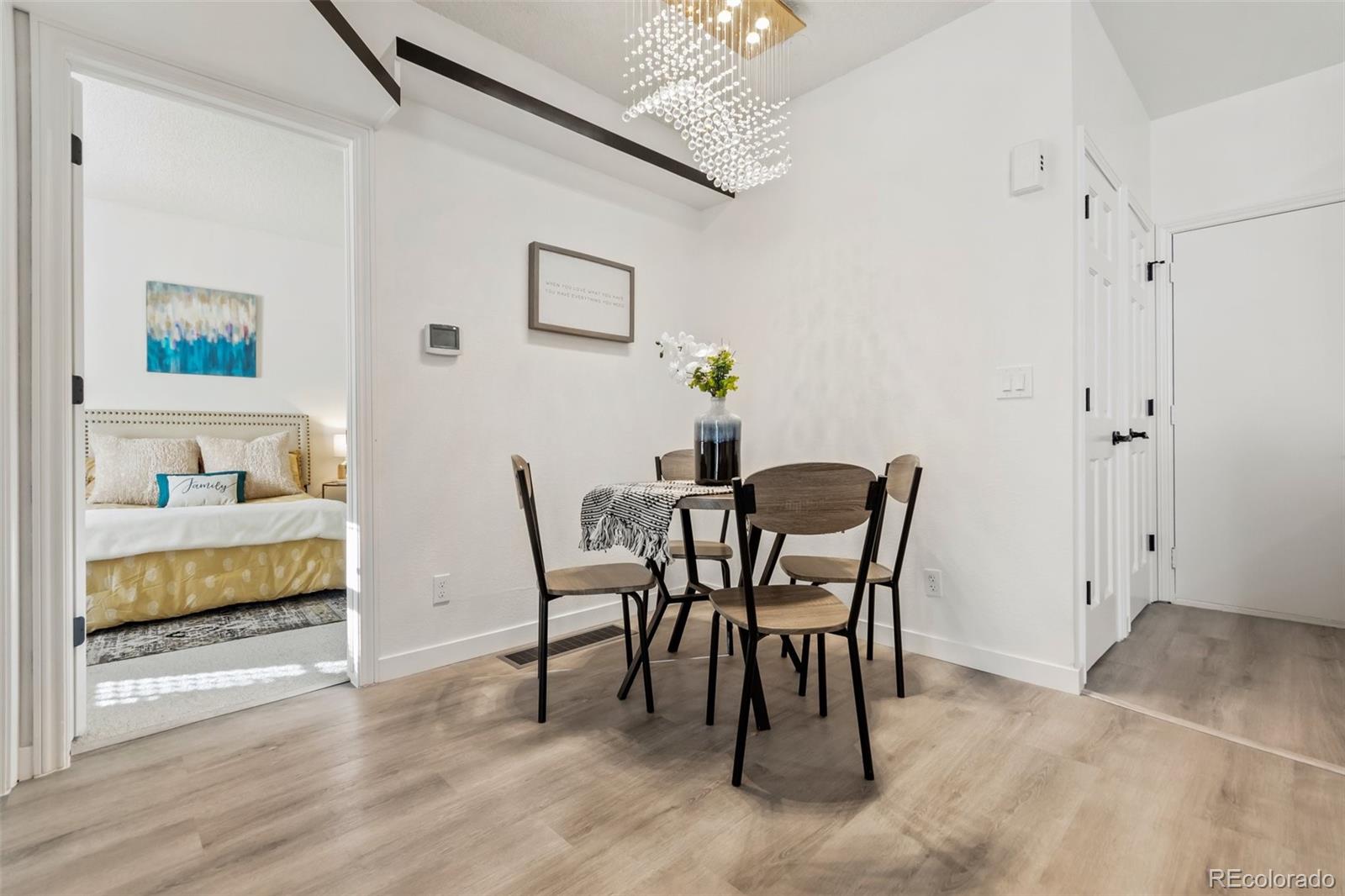 3016 W Prentice Avenue Unit: L