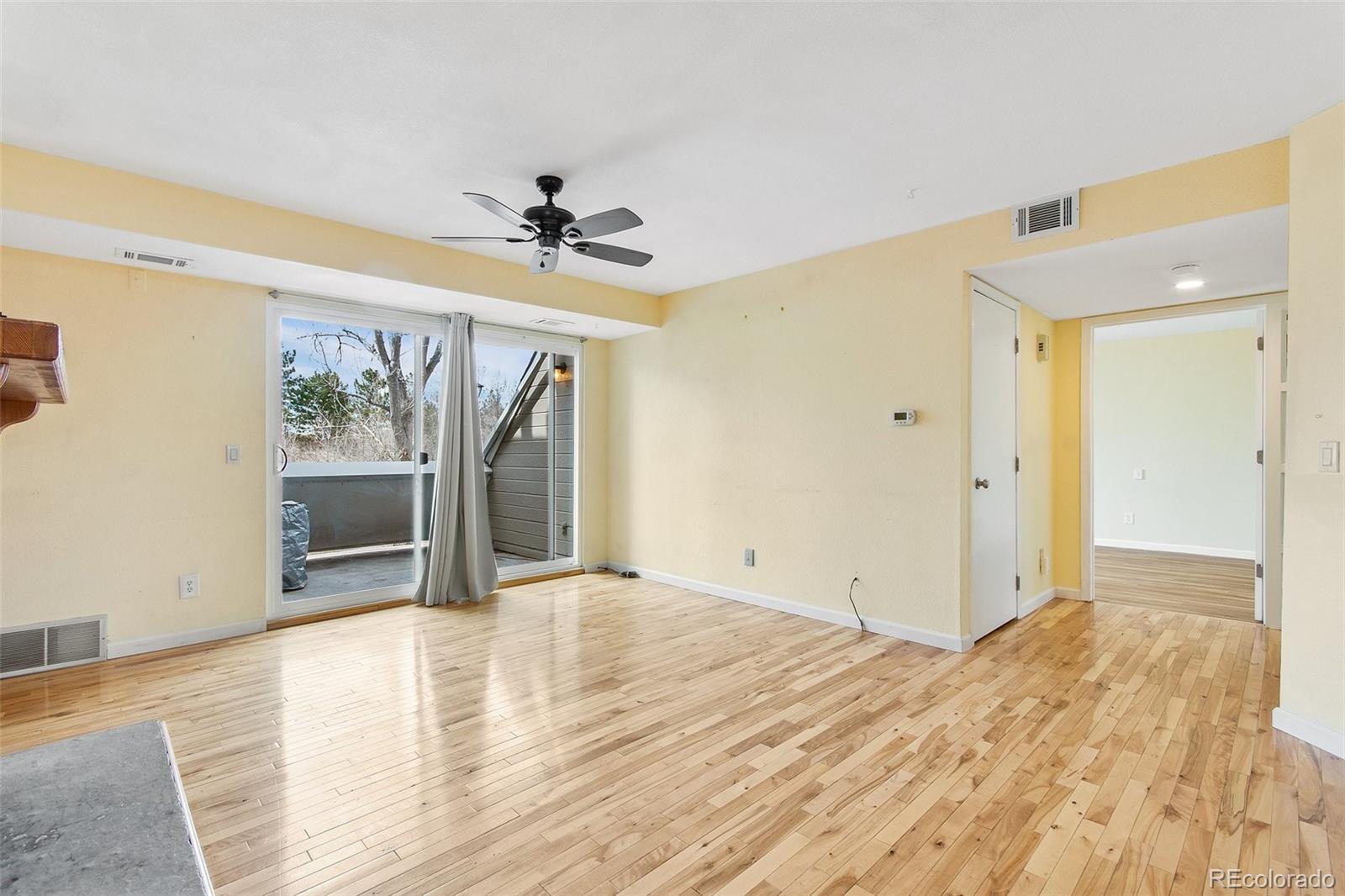 5250 S Huron Way Unit: 11-207