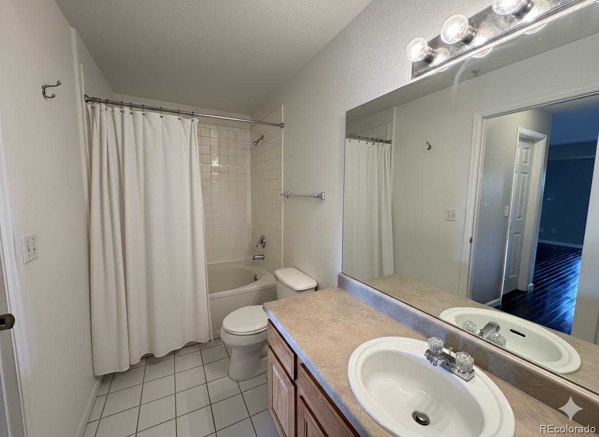 12158 W Dorado Place Unit: 205