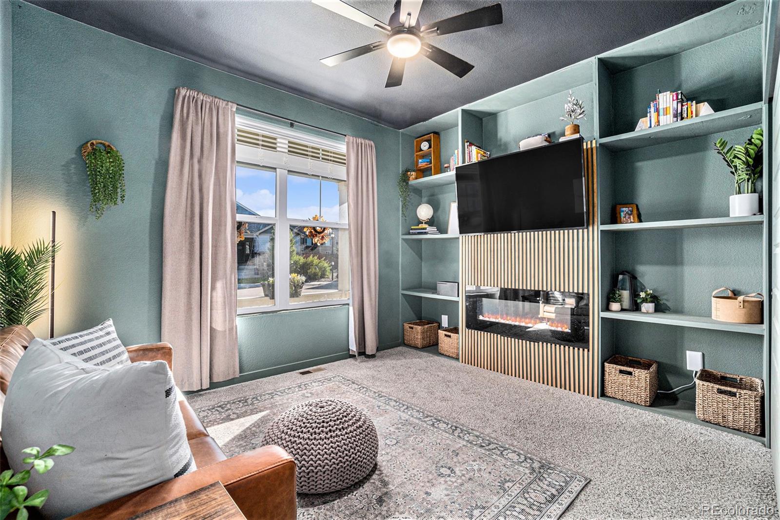 1904 Golden Horizon Drive