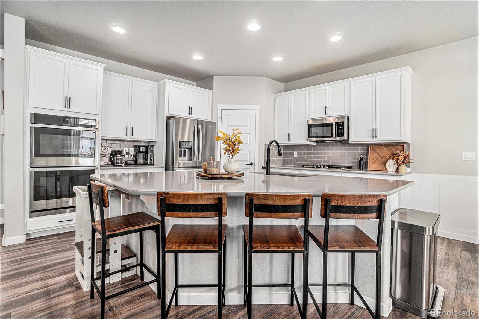 1904 Golden Horizon Drive