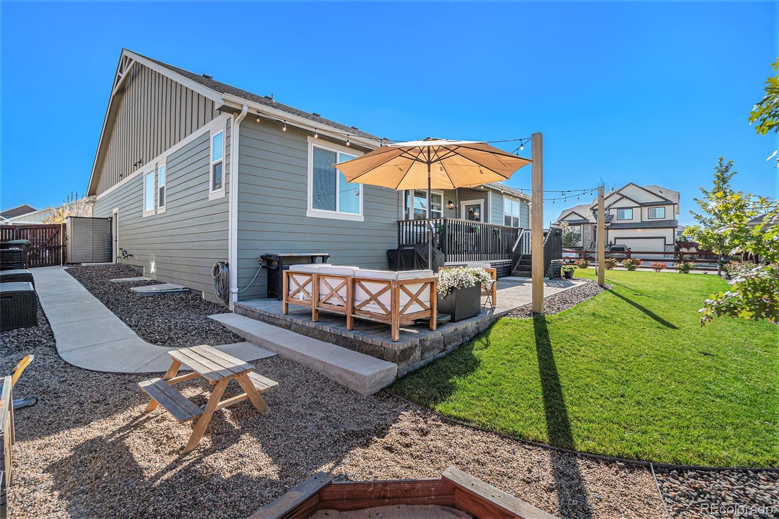 1904 Golden Horizon Drive