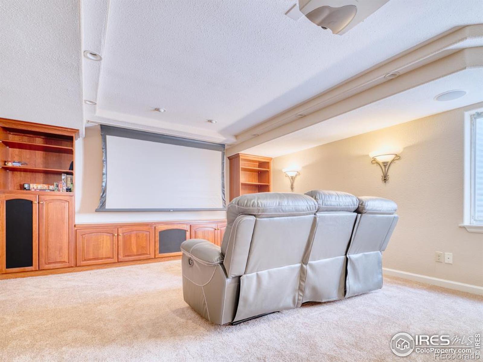 10583 Oakmoor Circle