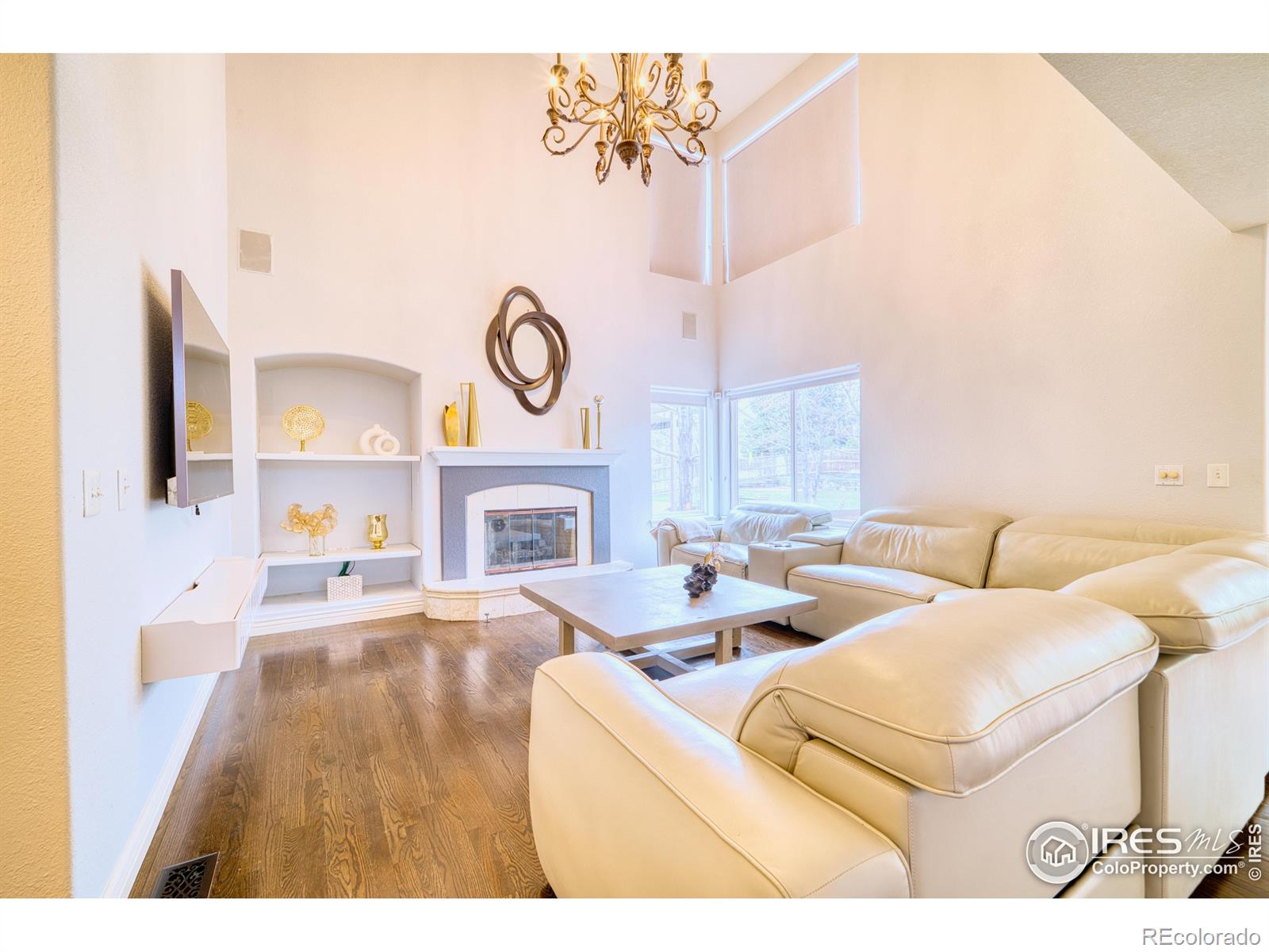 10583 Oakmoor Circle