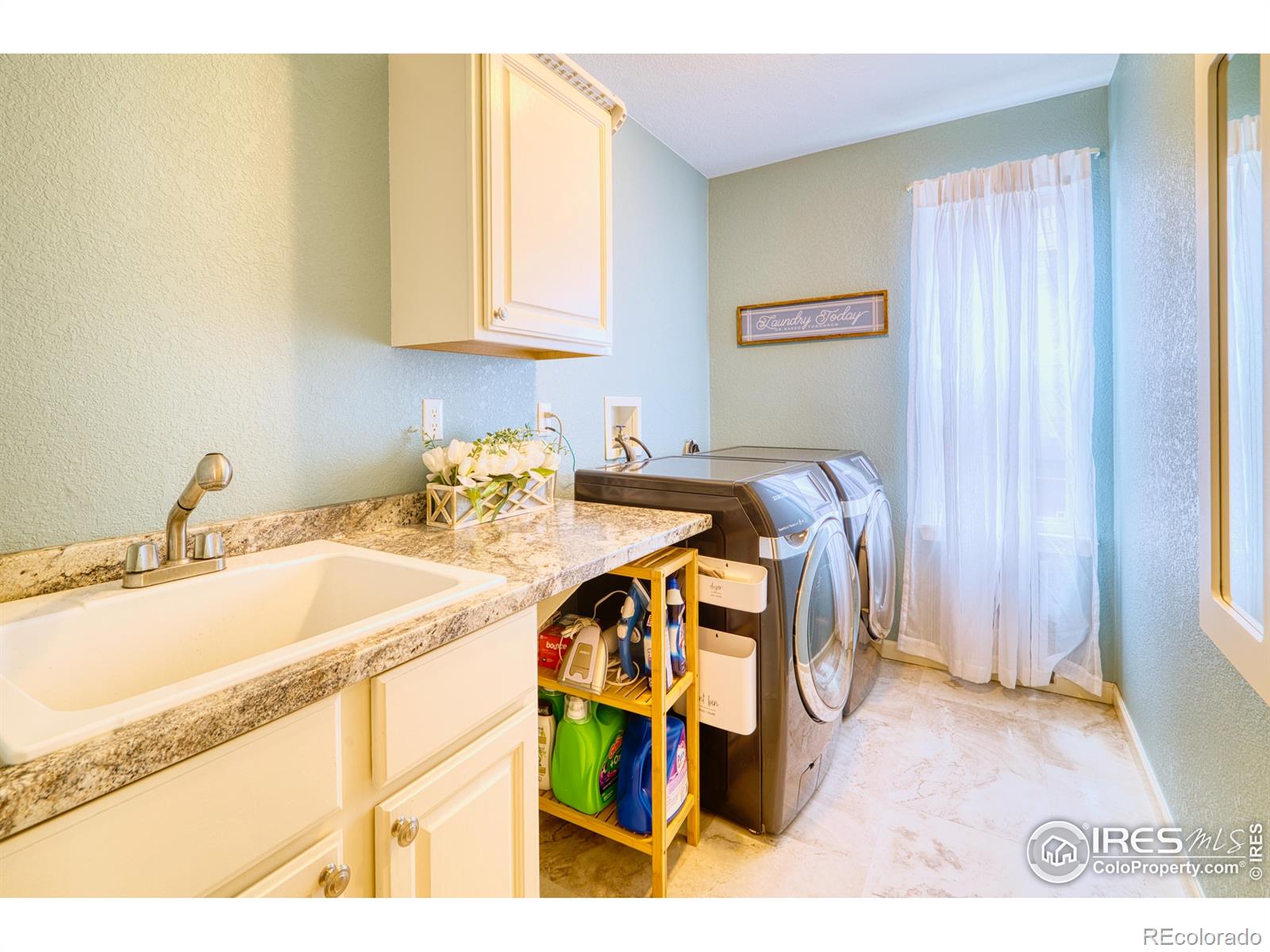 10583 Oakmoor Circle