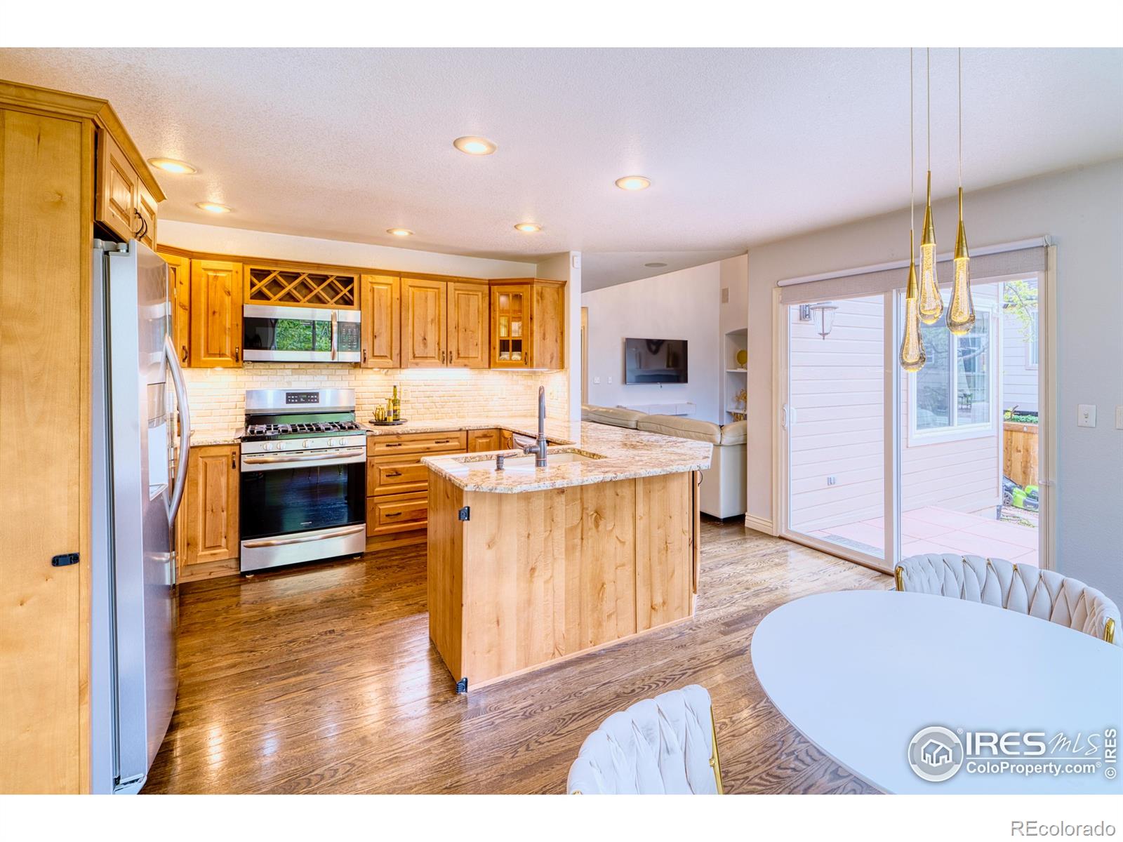 10583 Oakmoor Circle