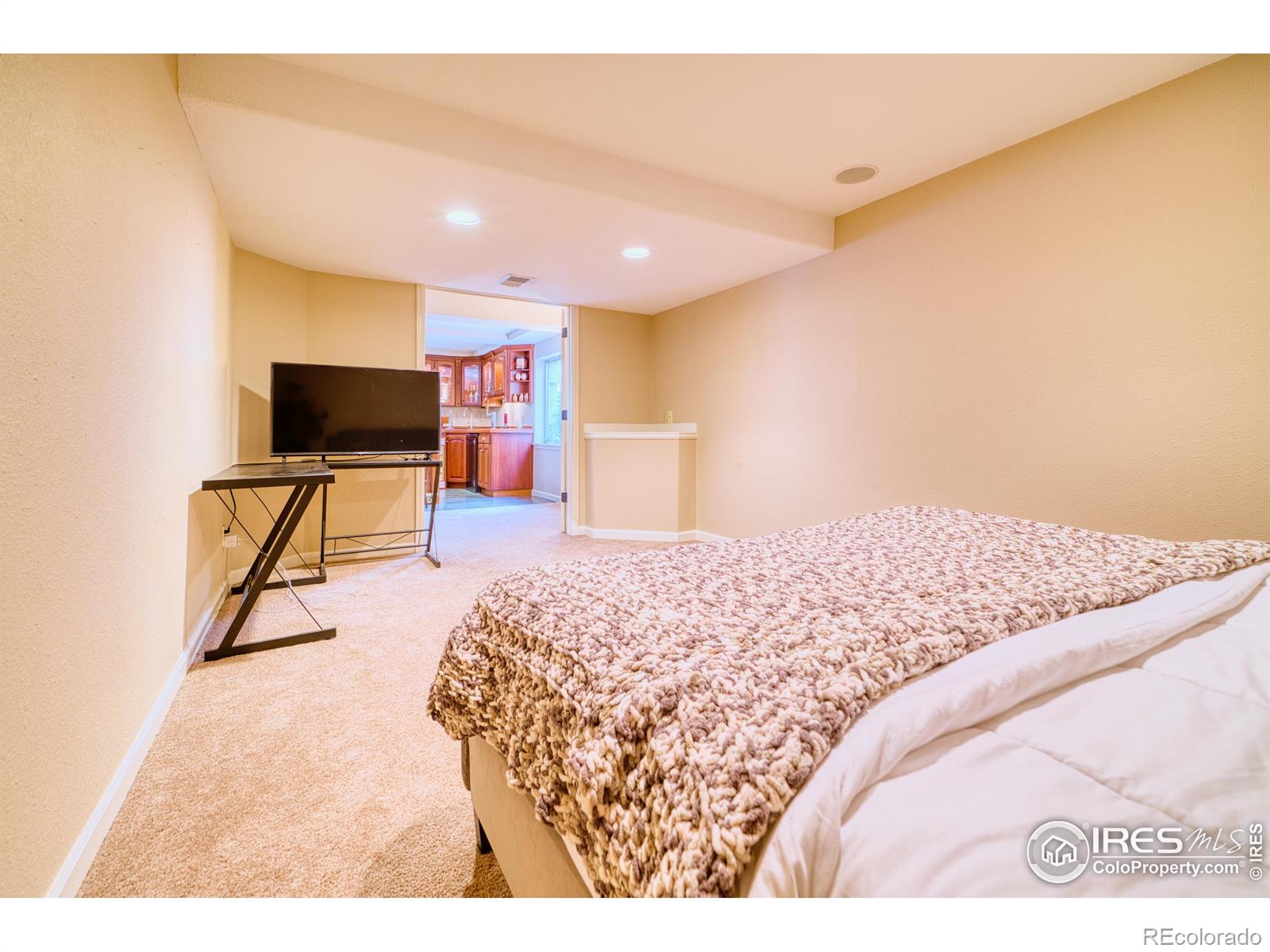 10583 Oakmoor Circle