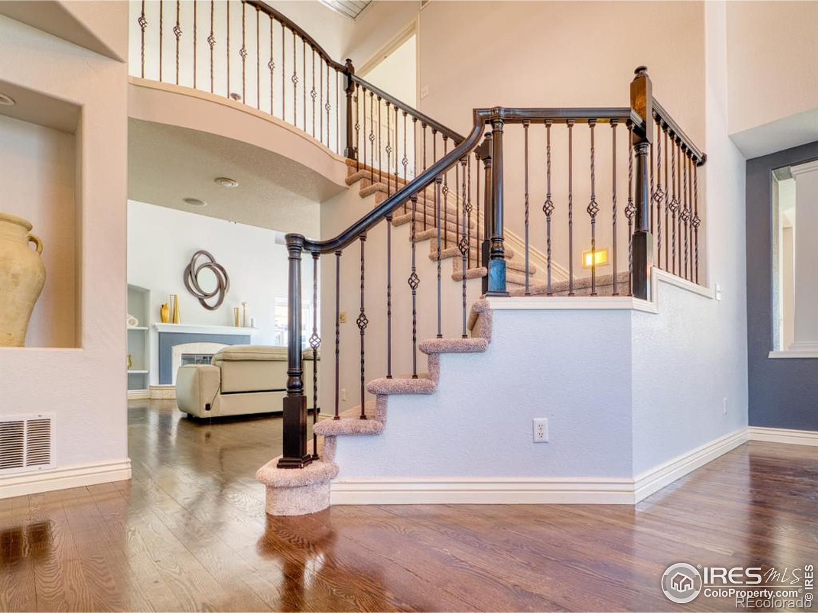 10583 Oakmoor Circle