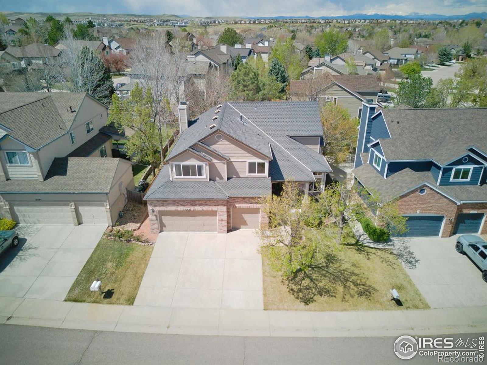 10583 Oakmoor Circle