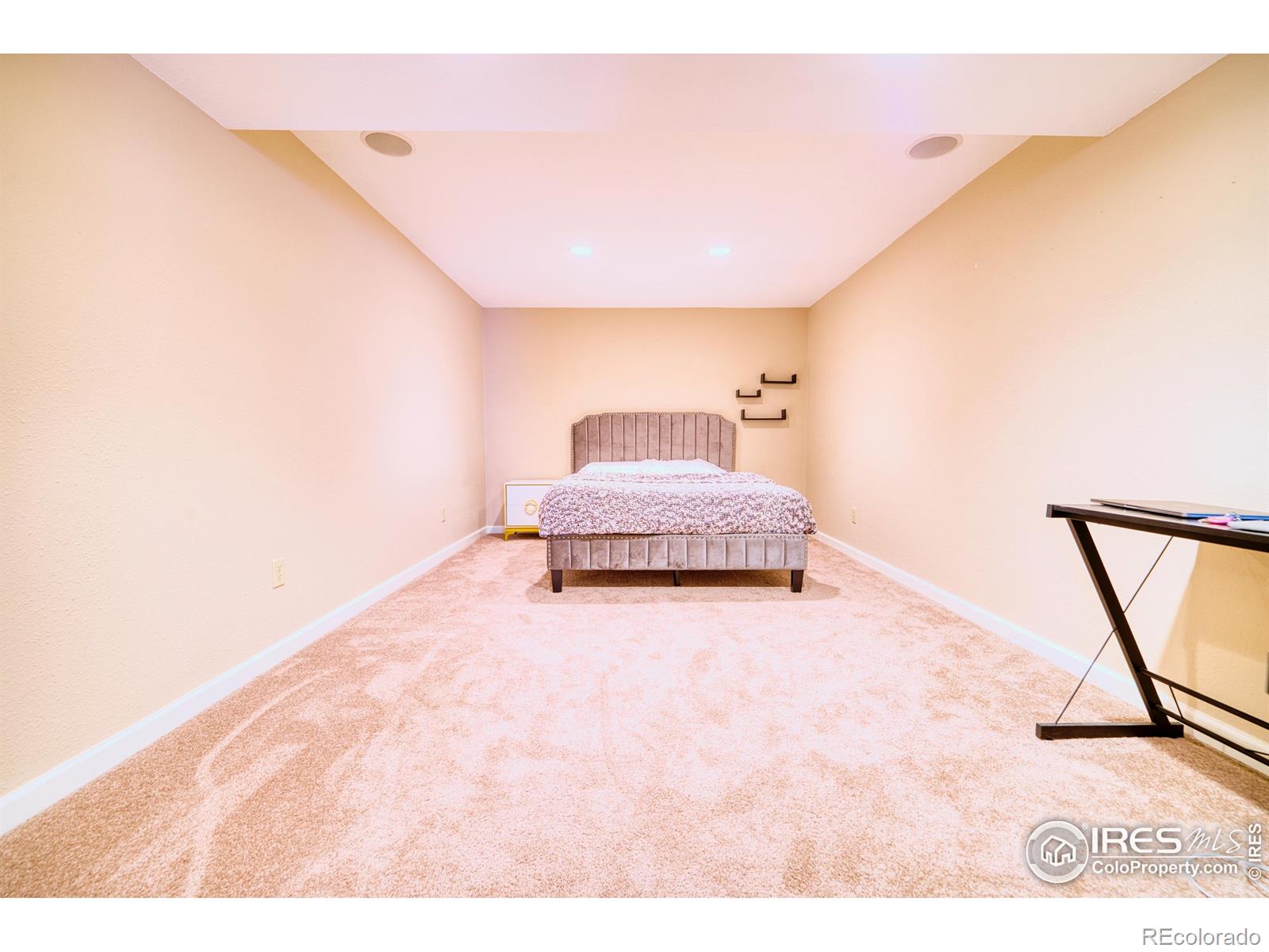 10583 Oakmoor Circle