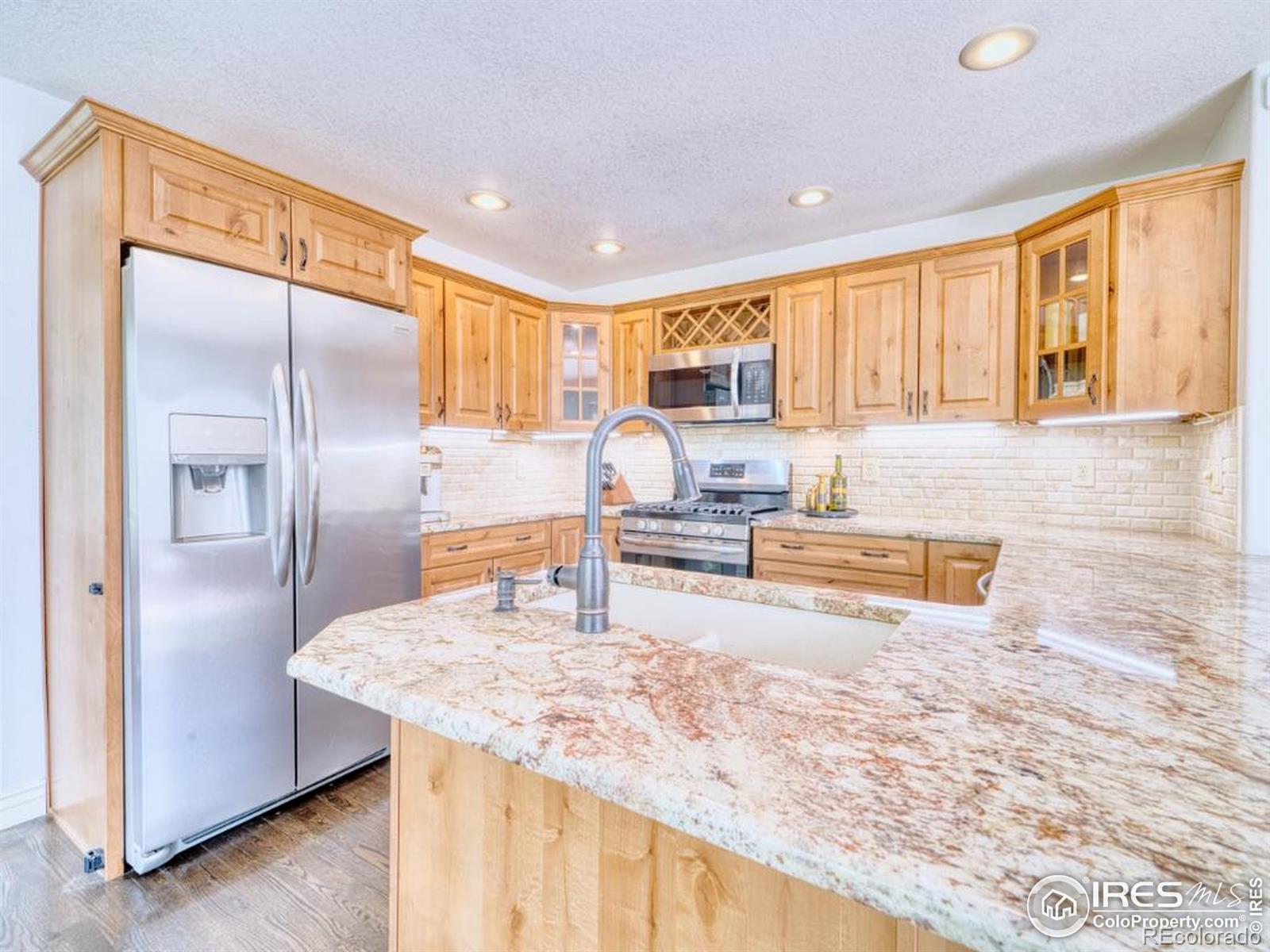 10583 Oakmoor Circle