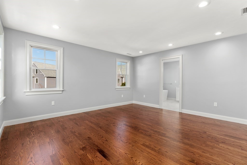123 Farwell Street # 123