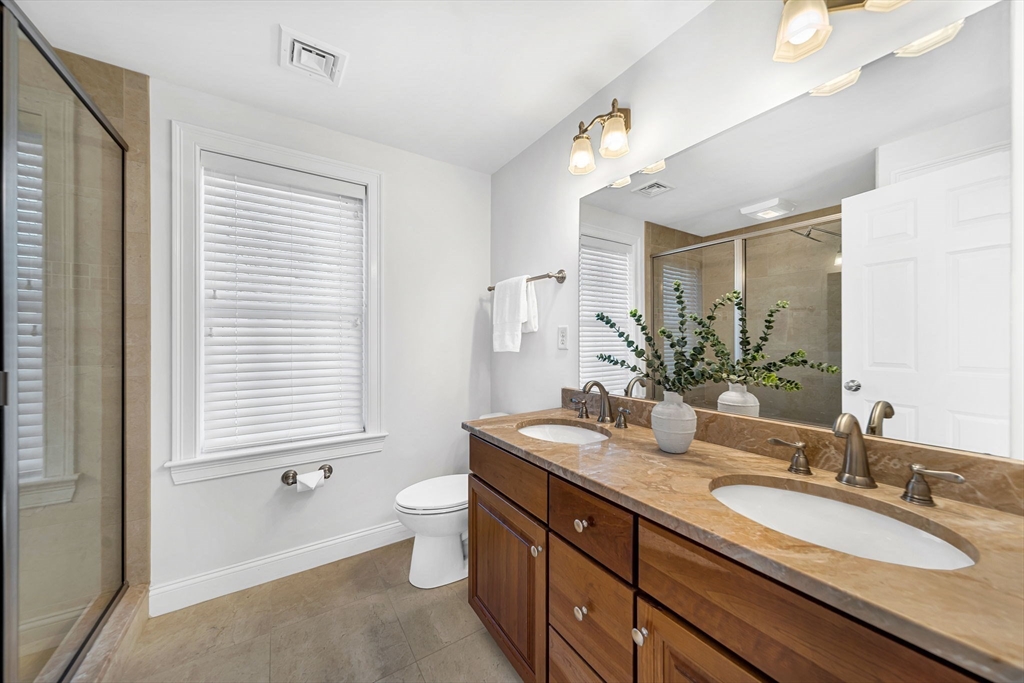 385 Hillside Ave # 385