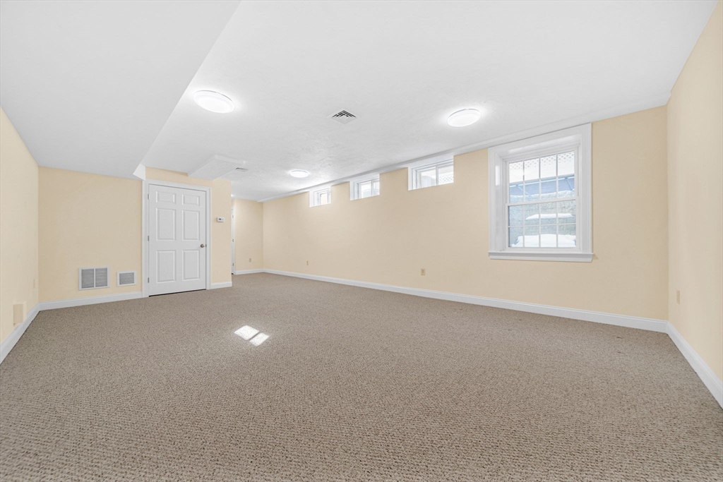 385 Hillside Ave # 385