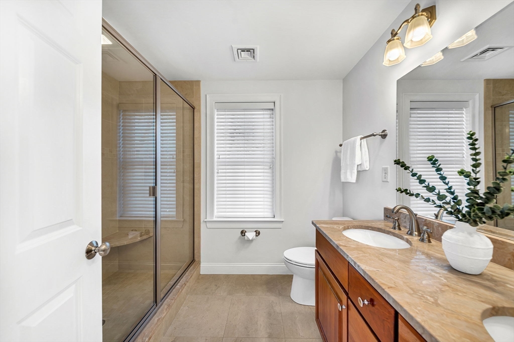 385 Hillside Ave # 385