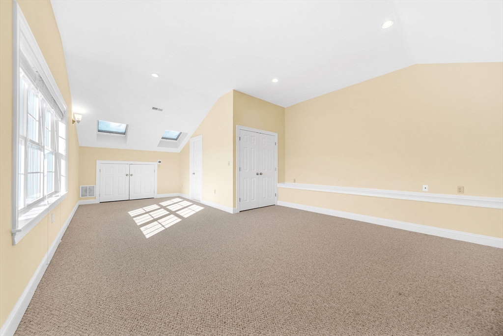 385 Hillside Ave # 385