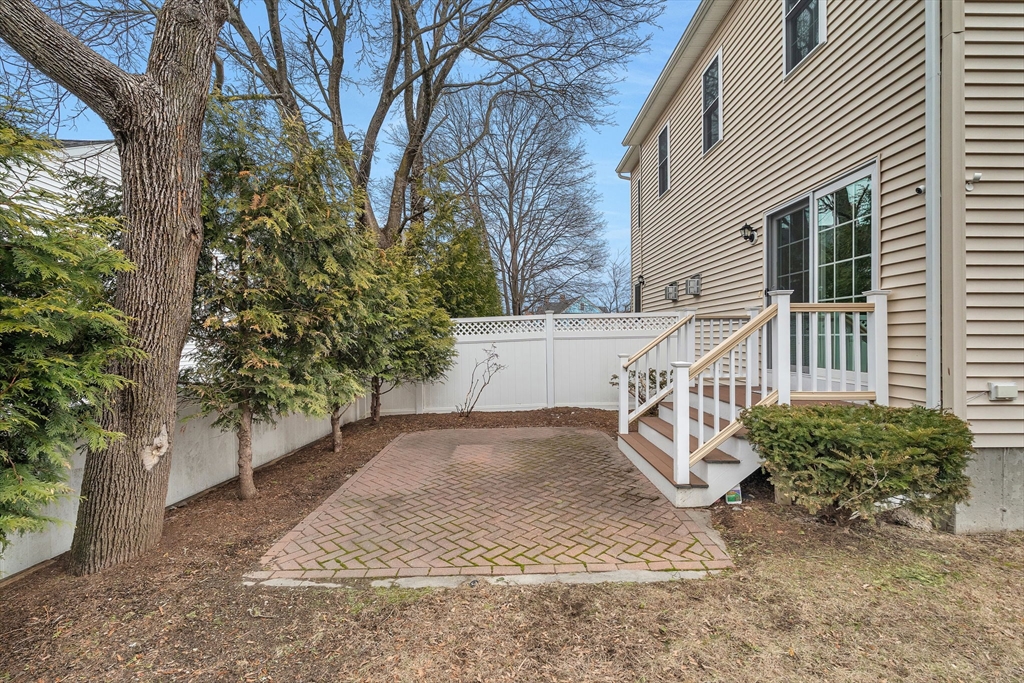 385 Hillside Ave # 385