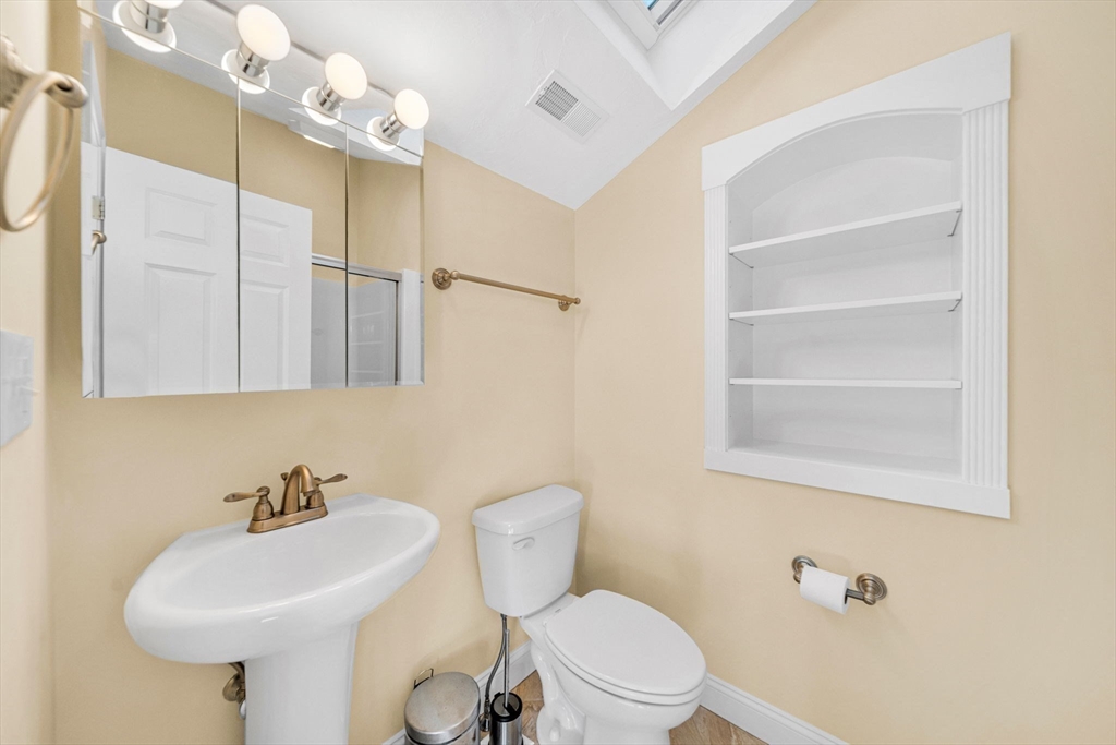 385 Hillside Ave # 385