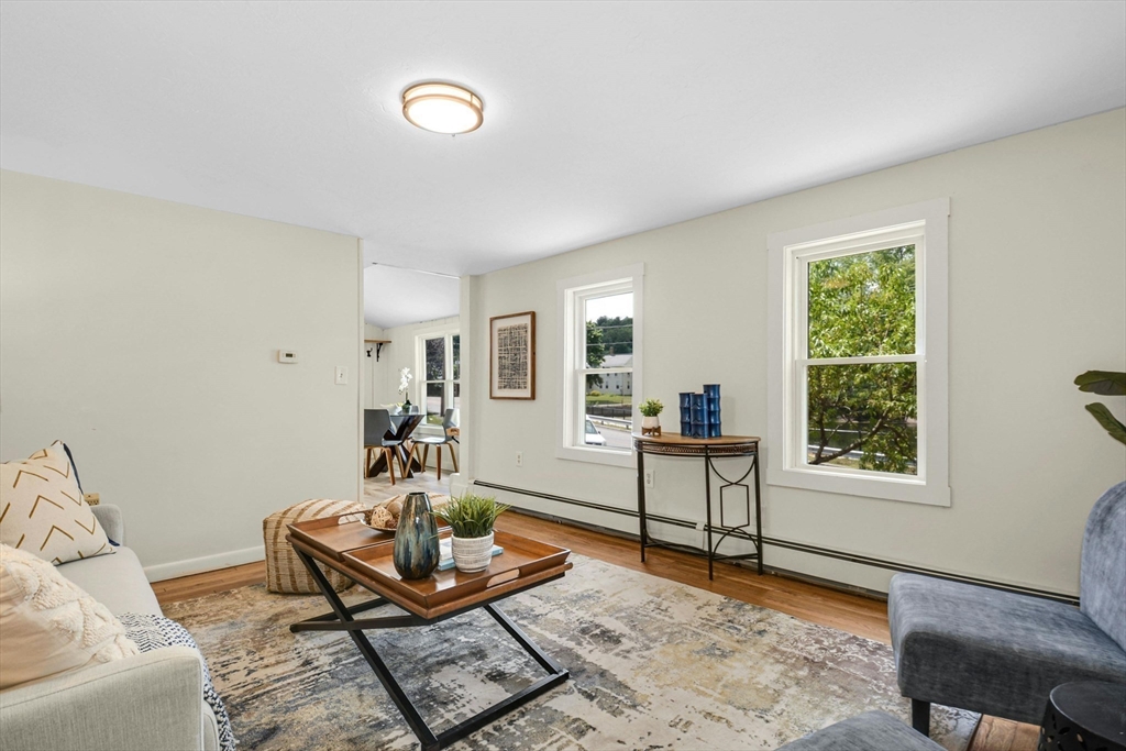 197 W Main St