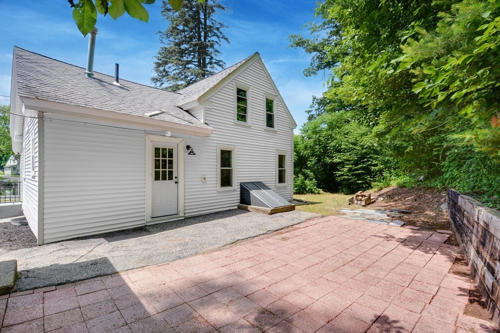 197 W Main St