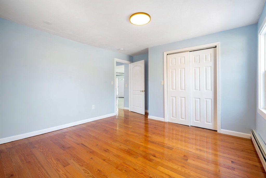 199 W Main St