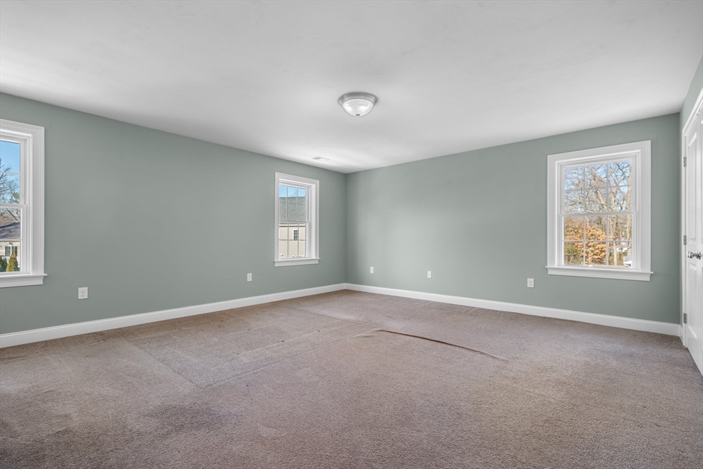 65 Edgemere Blvd # 65