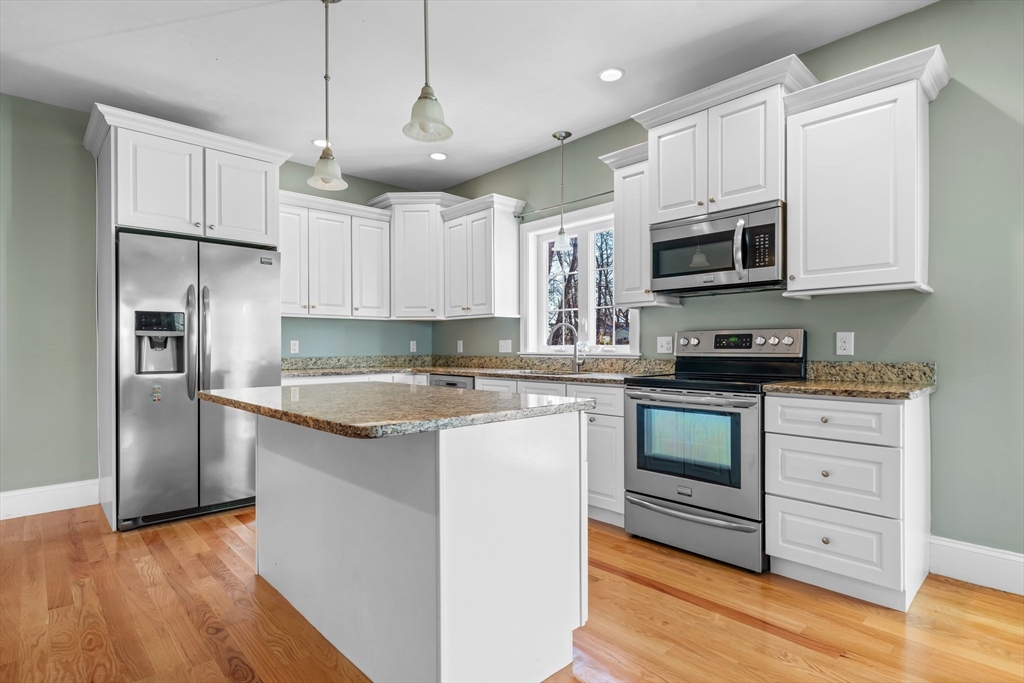 65 Edgemere Blvd # 65
