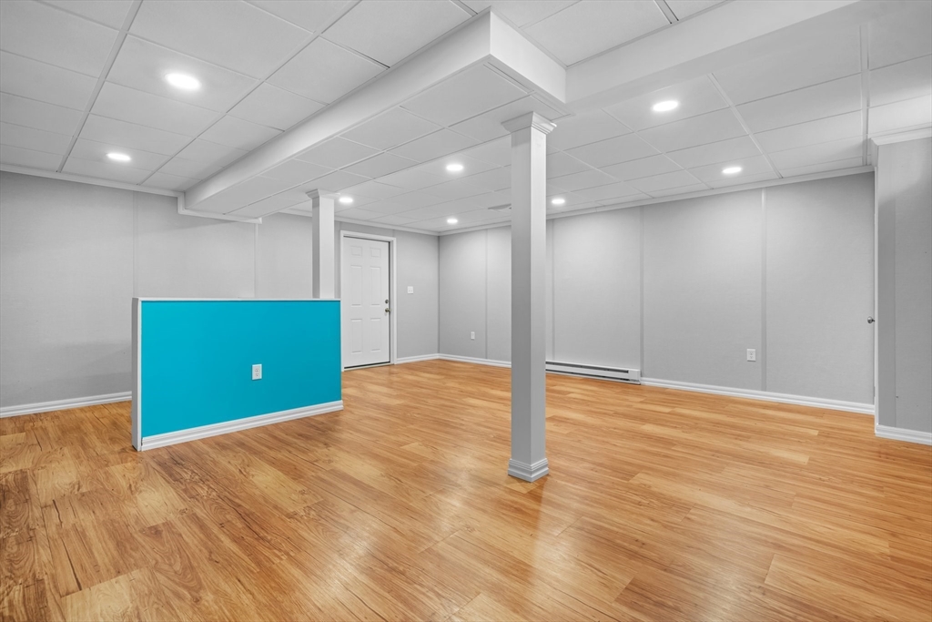 65 Edgemere Blvd # 65