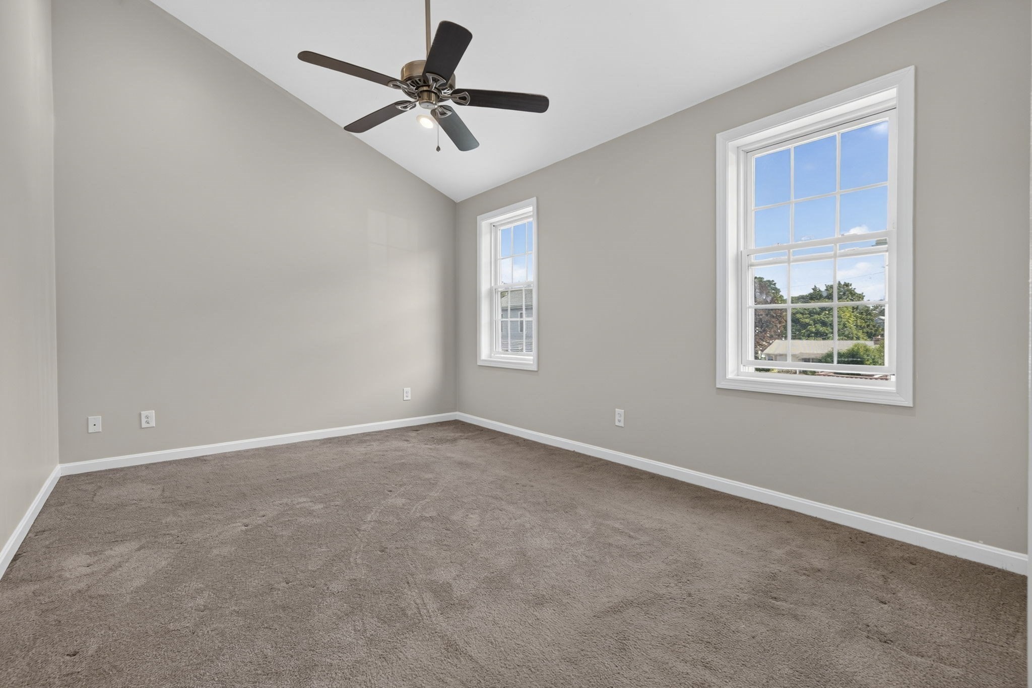 103 Commonwealth Ave
