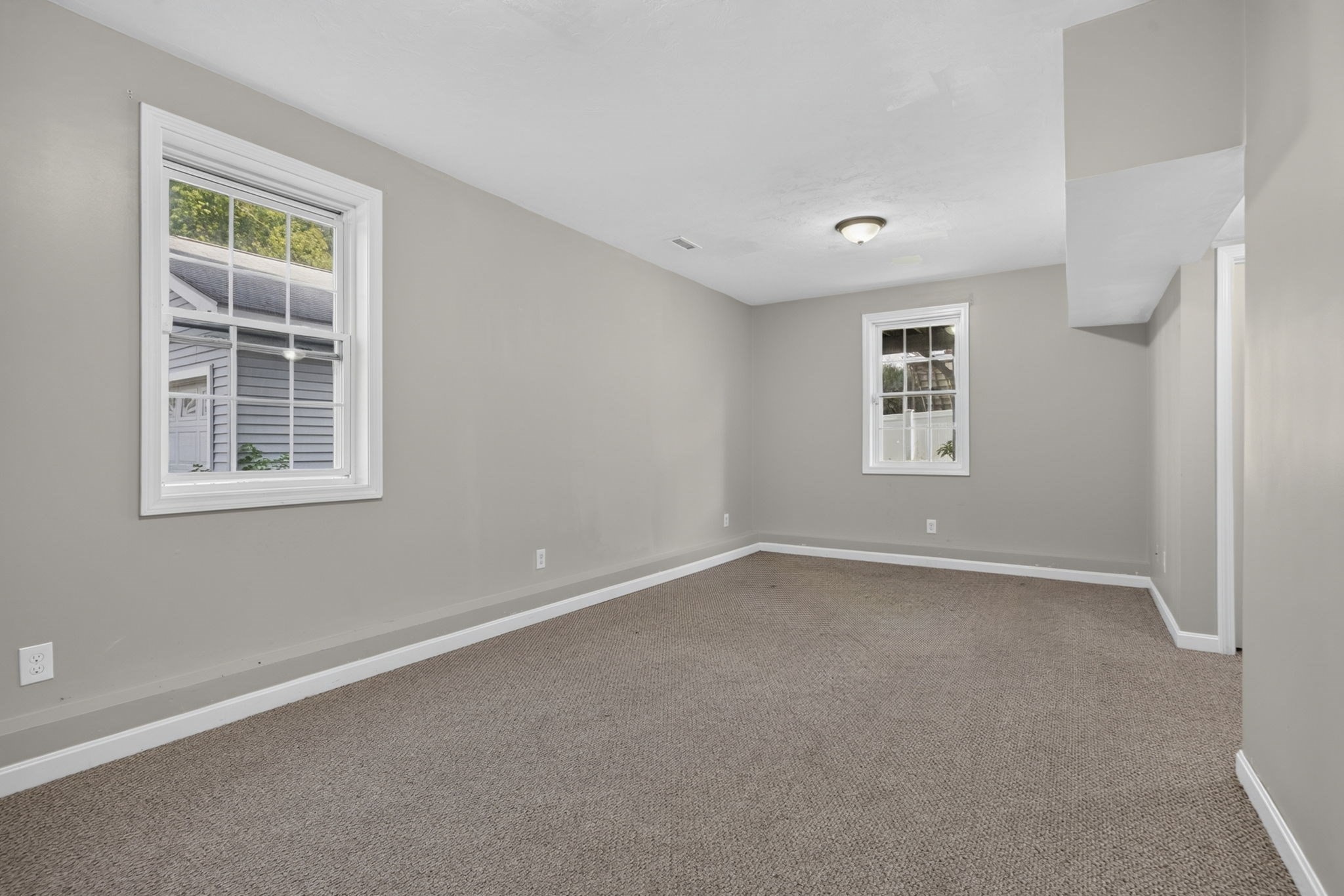 103 Commonwealth Ave