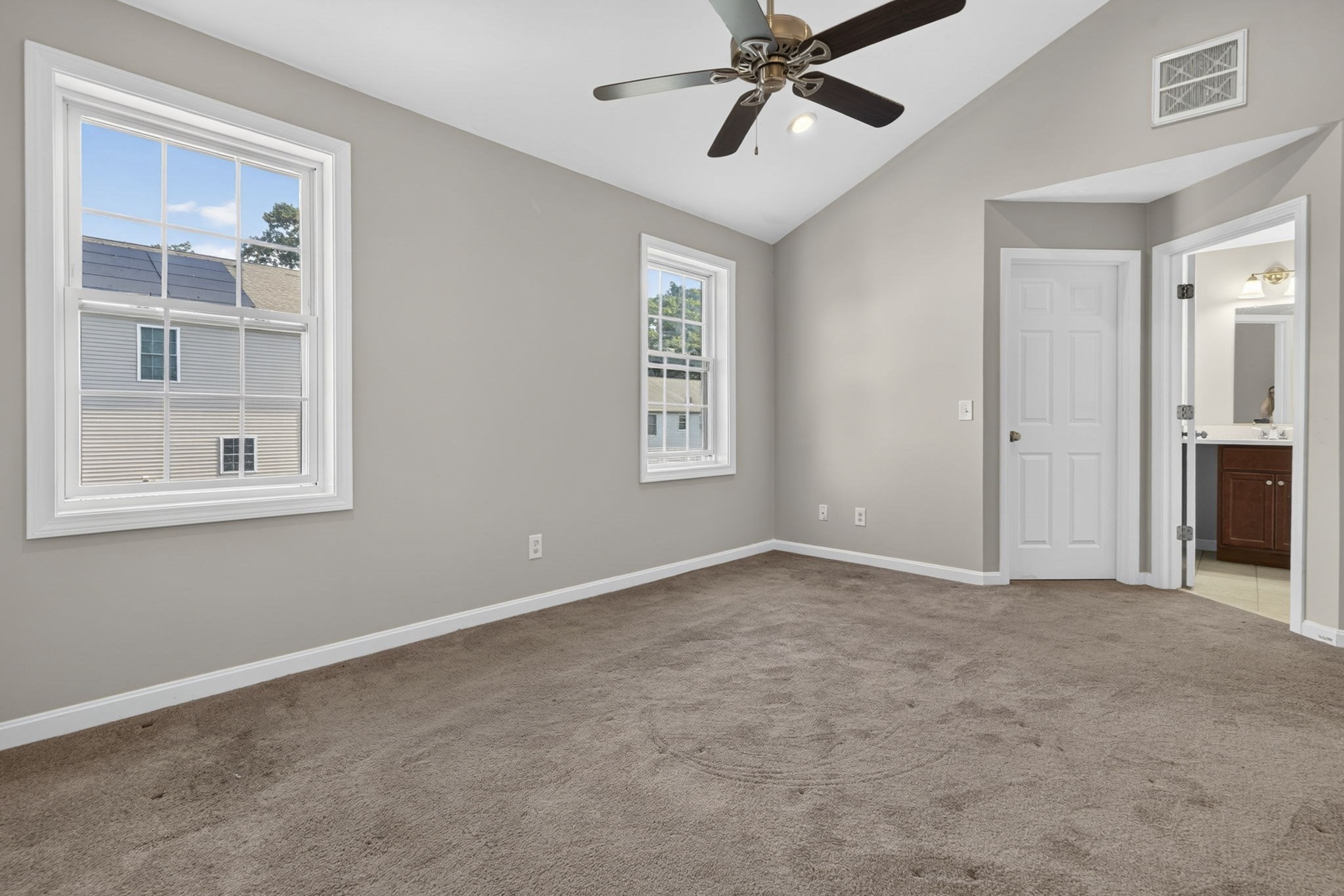 103 Commonwealth Ave